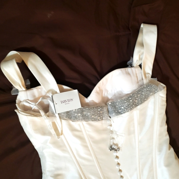 Wedding Gown (Sz 10)